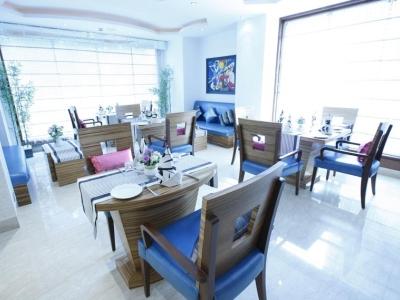 Hotel Star Rocks New Delhi Bagian luar foto