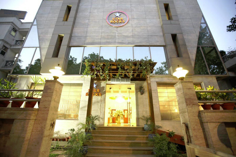 Hotel Star Rocks New Delhi Bagian luar foto