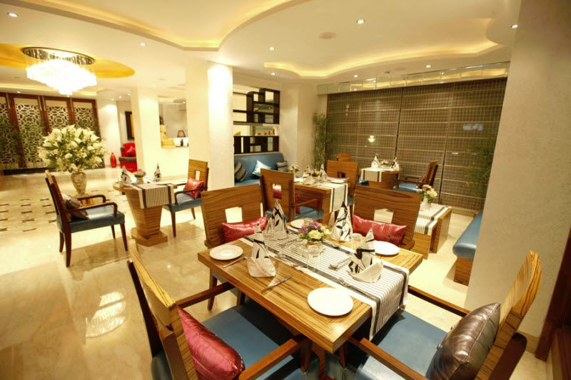 Hotel Star Rocks New Delhi Bagian luar foto